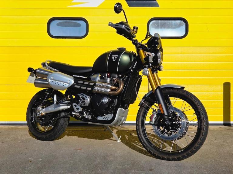 Triumph Scrambler 1200 XE! LOW MILES! CRUISE CONTROL! SPOT LIGHTS! STUNNING