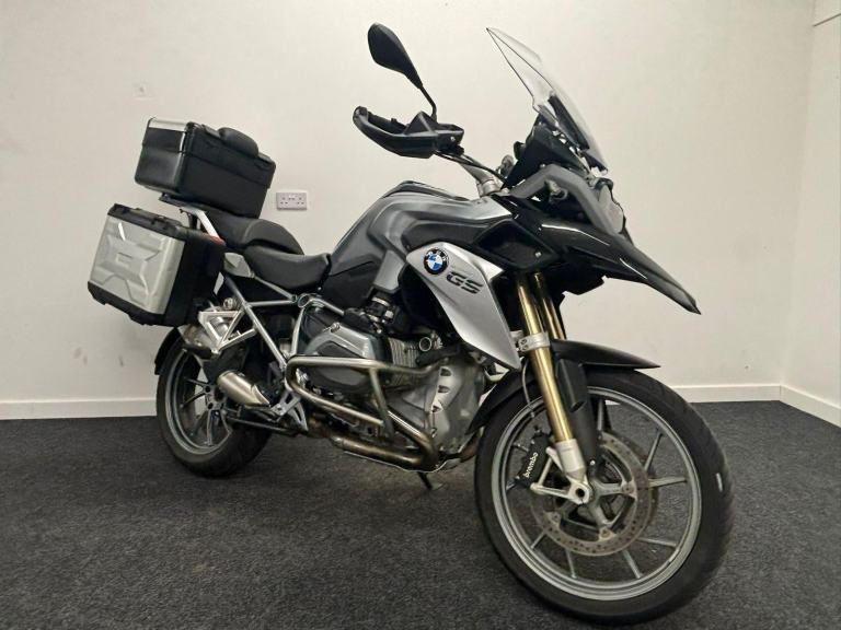 BMW R1200GS TE ** FULL LUGGAGE - ENGINE BARS - MOT AUG 2026 **