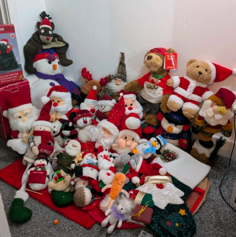 Huge Christmas bundle decorations bubbles for craft and spares