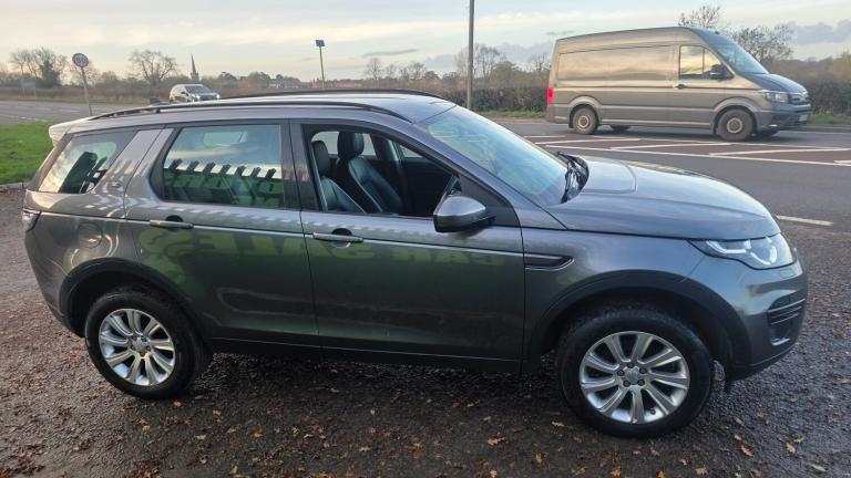 2015 Land Rover Discovery Sport 2.2 SD4 SE SUV 5dr Diesel Manual 4WD Euro 5