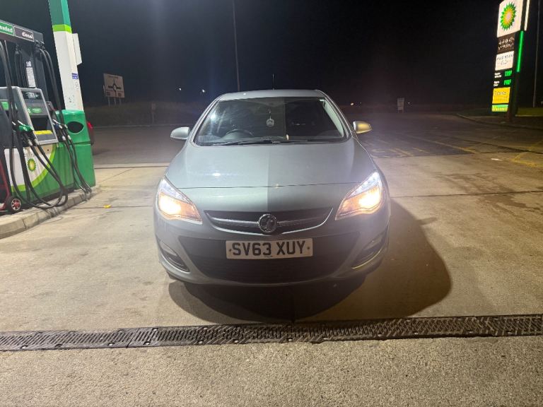 Vauxhall, ASTRA, Hatchback, 2013, Manual, 1398 (cc), 5 doors