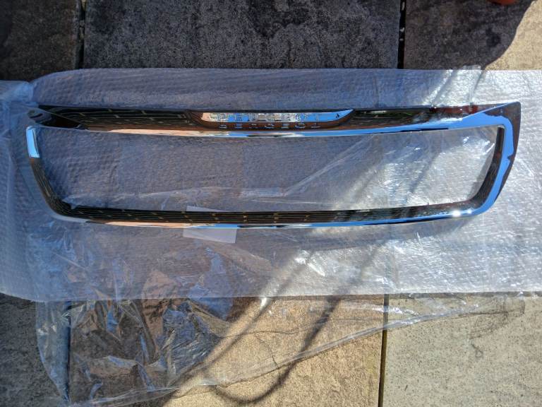 Peugeot Partner Upper Bumper Chrome Trim