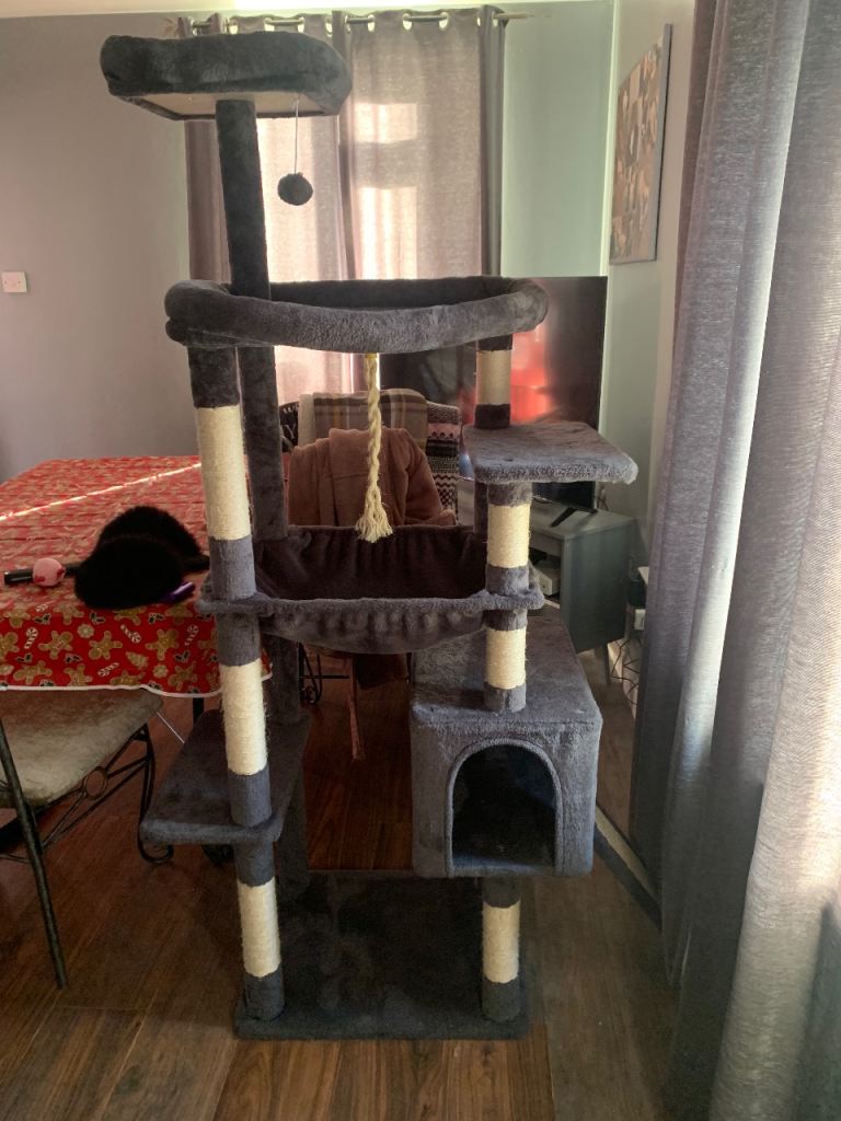 Very Large Cat Tree 