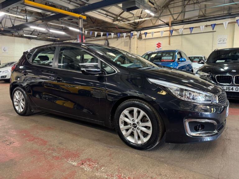 2017 Kia Ceed 1.6 CRDi 2 Hatchback 5dr Diesel Manual Euro 6 (s/s) (134 bhp) HATCHBACK Diesel Manual