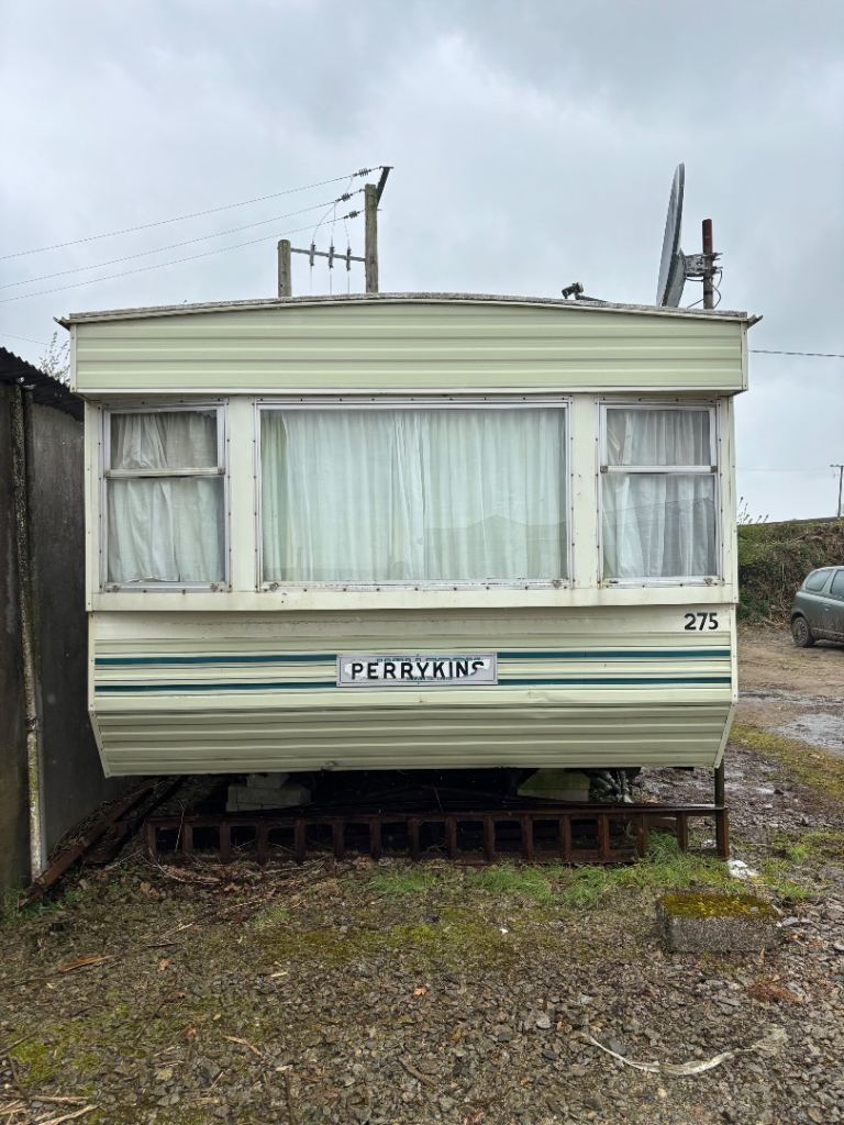 Static Caravan - 28ftx12ft