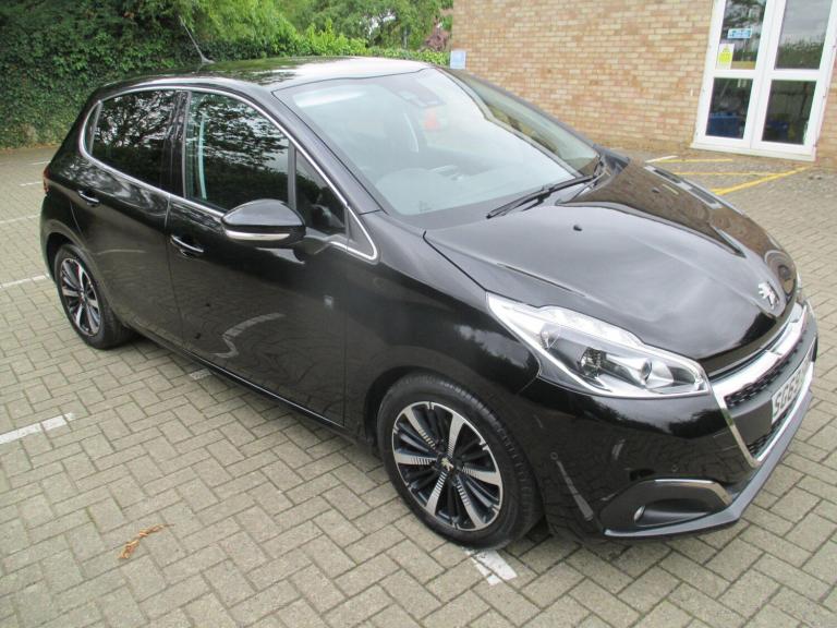 2019 Peugeot 208 1.2 PureTech 82 Tech Edition 5dr [Start Stop] HATCHBACK PETROL Manual