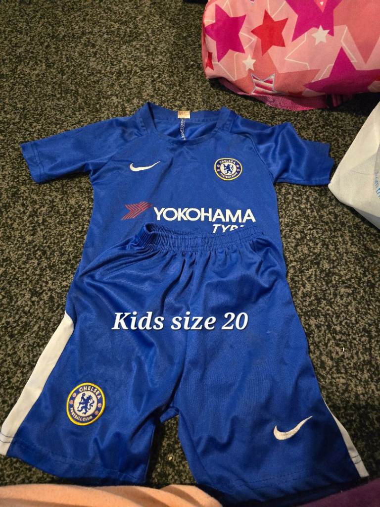 Kids Chelsea shirt and shorts
