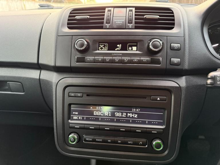 *10,000 Miles*F/S/H*New MOT*Automatic*Fantastic Condition*