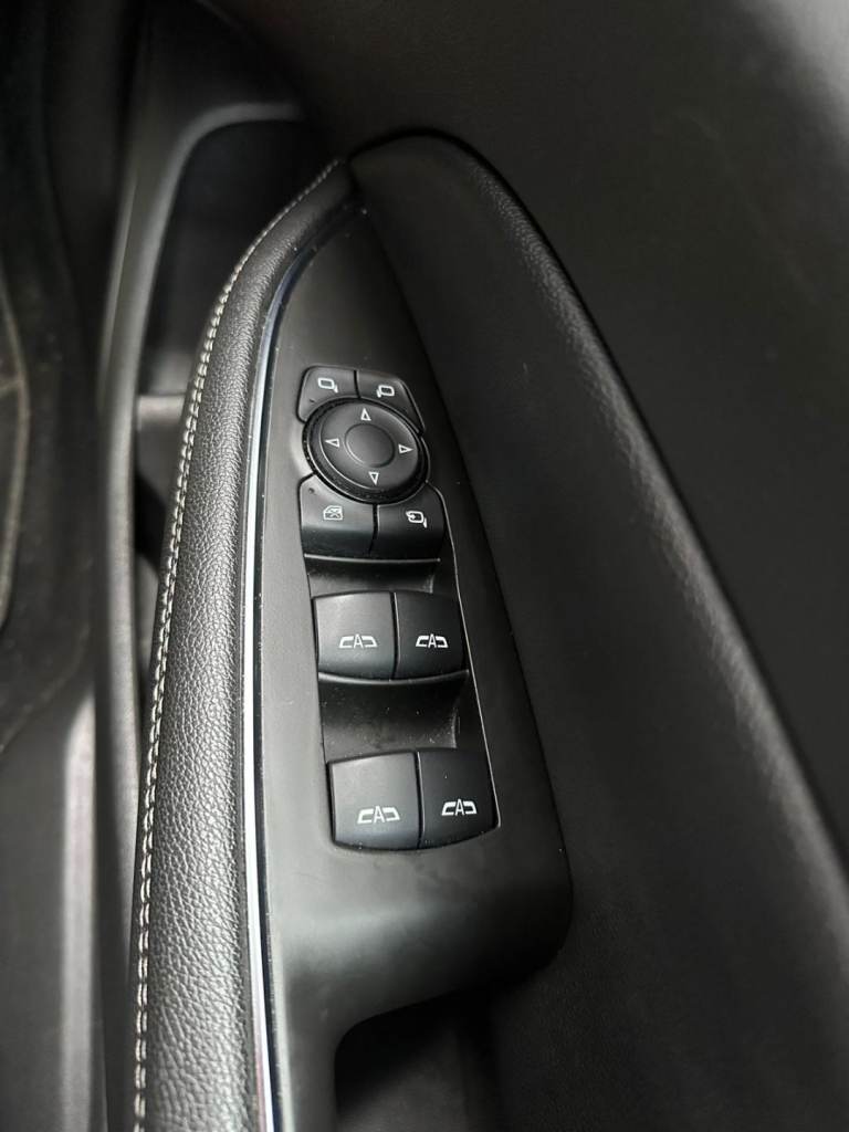 Vauxhall Insignia 1.5T SRi VX-Line Nav 5dr