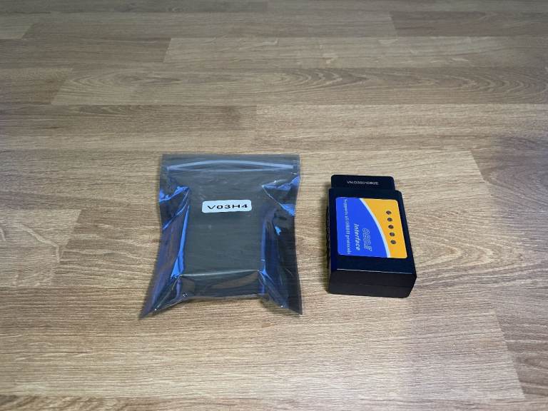 ELM327 OBD2 car diagnostic scanner – engine fault code reader