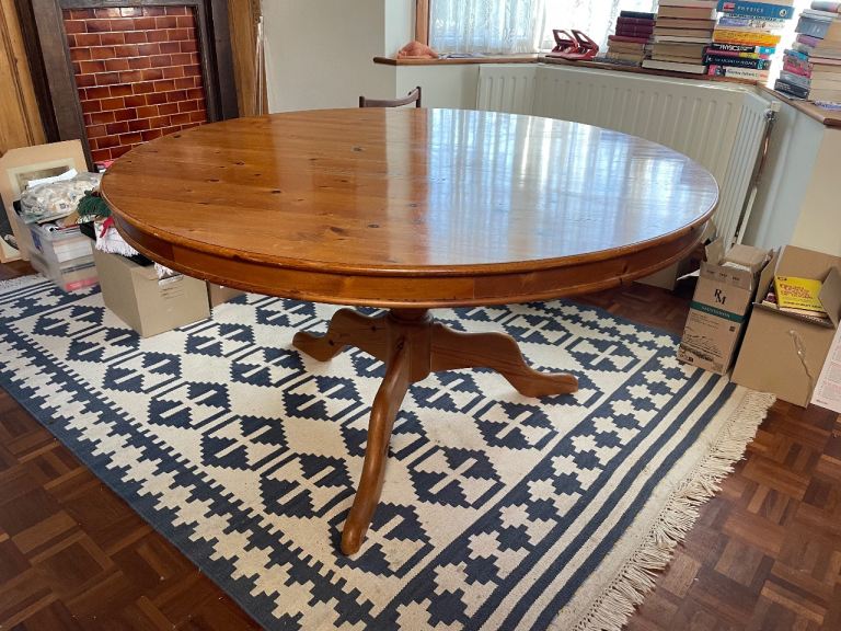 Large Round Solid Pine Farmhouse Country Cottage Breakfast Dining Table