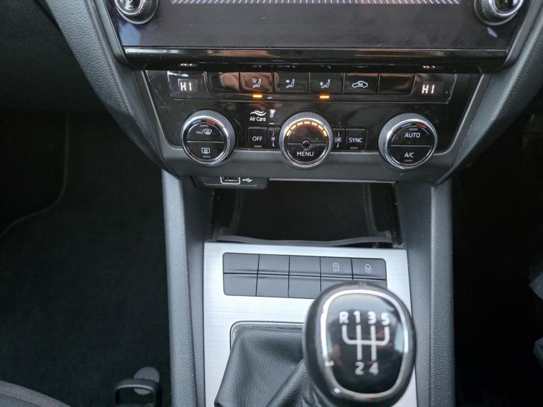 2019 Skoda Octavia 1.6 TDI SE Estate 5dr Diesel Manual Euro 6 (s/s) (115 ps)