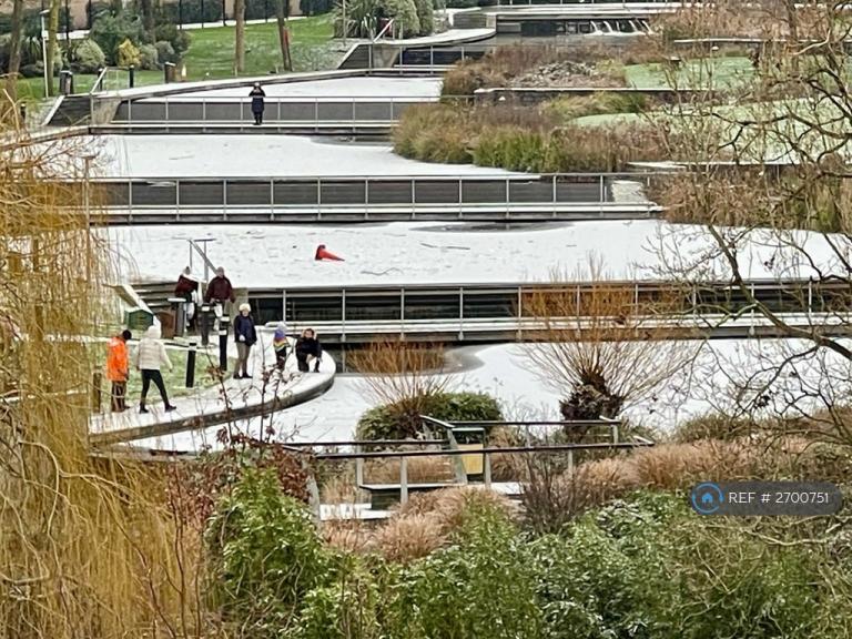 2 bedroom flat in Agate Close, London, NW10 (2 bed) (#2700751)