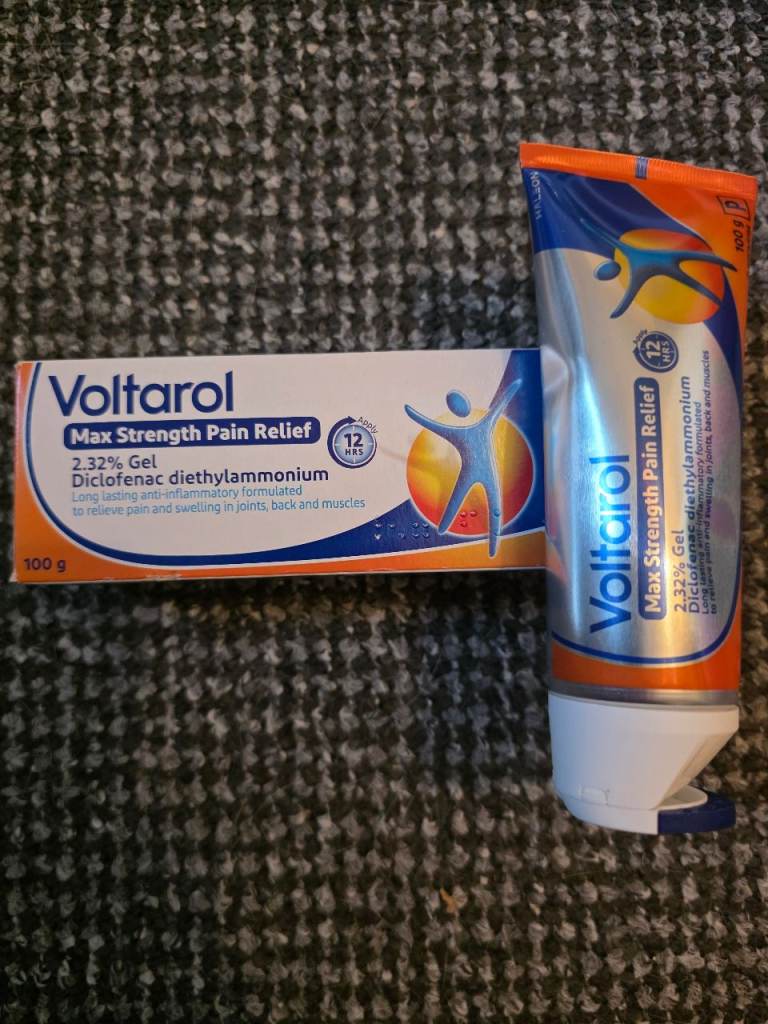 £10 or 2 for £15 NEW Voltarol Max Strength 12-Hour Joint Pain Relief Gel 100g