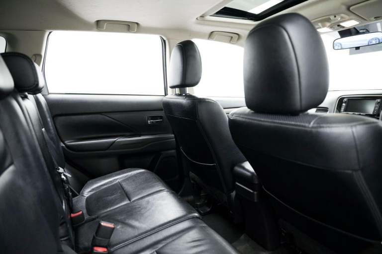 2013 Mitsubishi Outlander 2.2 DI-D GX5 5dr Auto ESTATE DIESEL Automatic