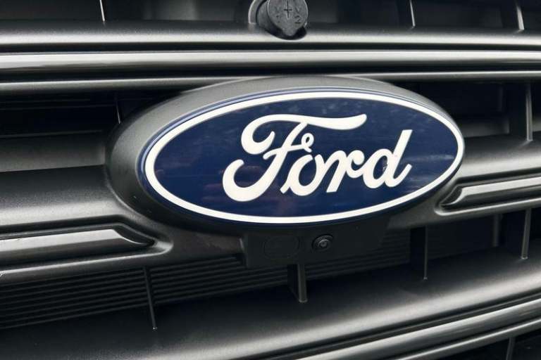 2025 Ford Transit 460 Leader L4 H3 ELWB High Roof 17 Seater Minibus RWD 2.0 EcoBlue 165ps, RE Min...