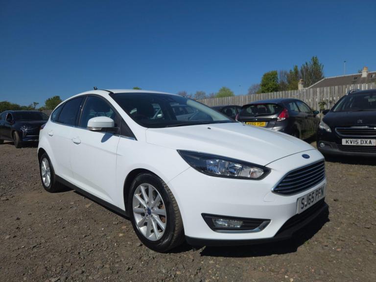 2015 Ford Focus 1.0 EcoBoost Titanium 5dr HATCHBACK PETROL Manual