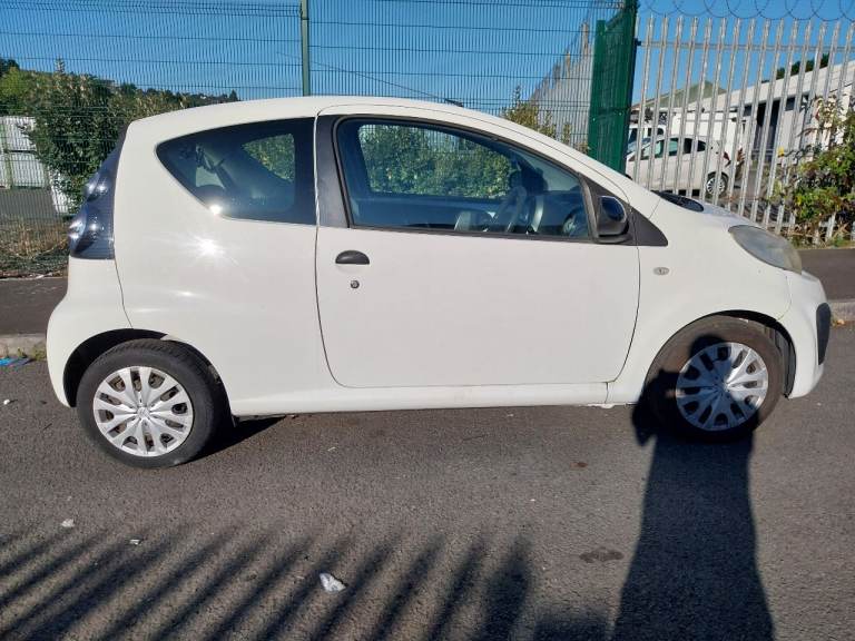 Citroen, C1, Hatchback, 2013, Manual, 998 (cc), 3 doors