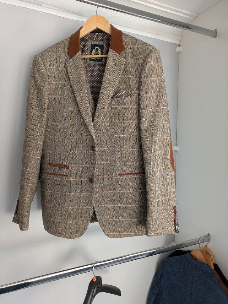 Retail price £265 Marc Darcy 42R