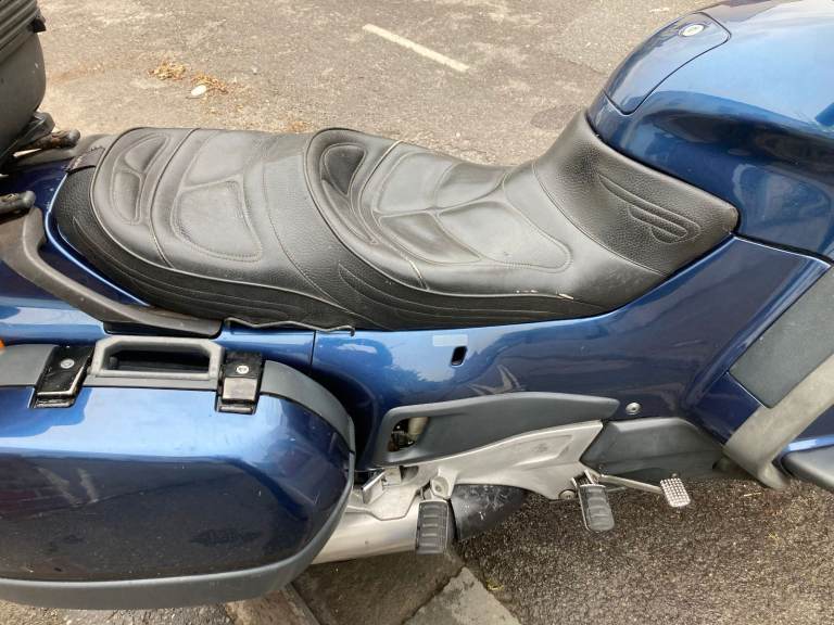 Honda Pan European ST1100Y 2000 (X reg) LOTS OF EXTRAS - BRAND NEW FRONT TYRE