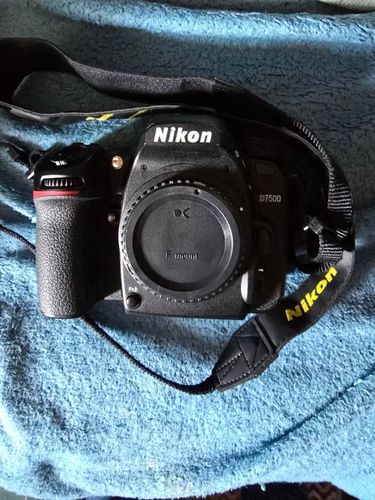 Nikon D7500 DSLR with 2 Lenses