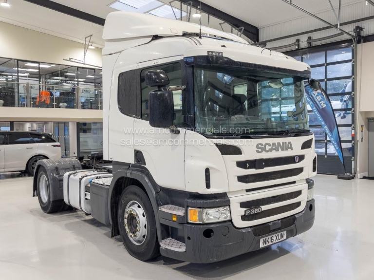 2016 (16) SCANIA P360 4X2 SLEEPER CAB
