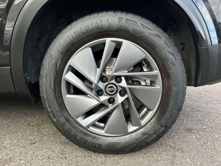 2021 Nissan Qashqai 1.3 DIG-T MHEV Acenta Premium XTRON Euro 6 (s/s) 5dr SUV PETROL Automatic