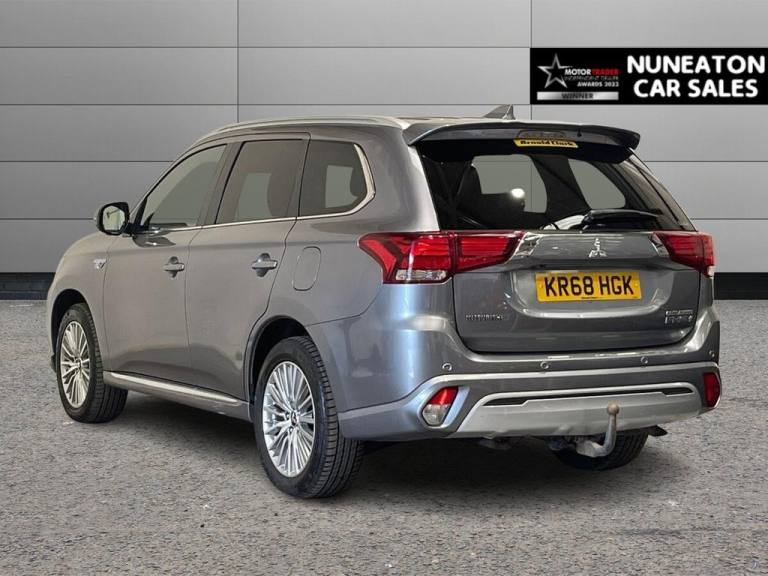 2018 Mitsubishi Outlander 2.4h TwinMotor 13.8kWh 5hs SUV 5dr Petrol Plug-in Hybrid CVT 4WD Euro 6...