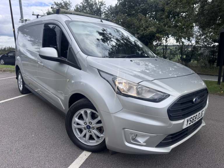 FORD TRANSIT CONNECT 1.5 240 EcoBlue Limited 2020
