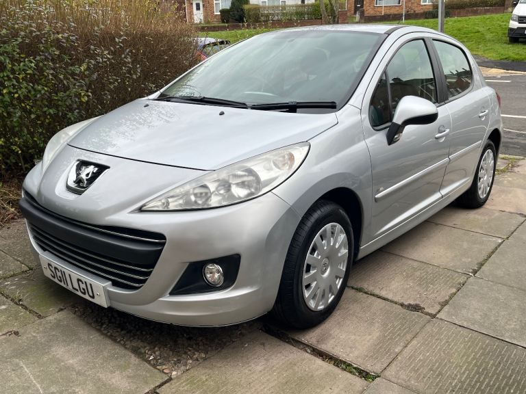 Peugeot, 207, Hatchback, 2011, Manual, 1560 (cc), 5 doors