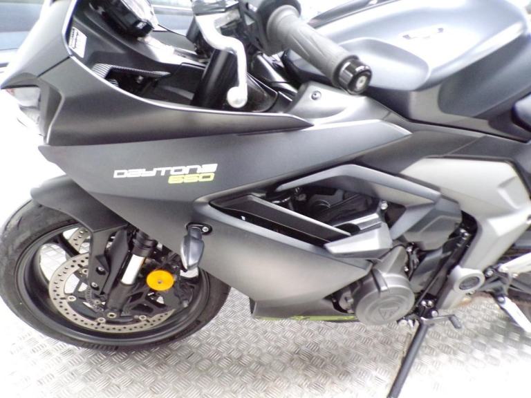 2024 TRIUMPH DAYTONA 660 CURRENTLY A2 RESTRICTED
