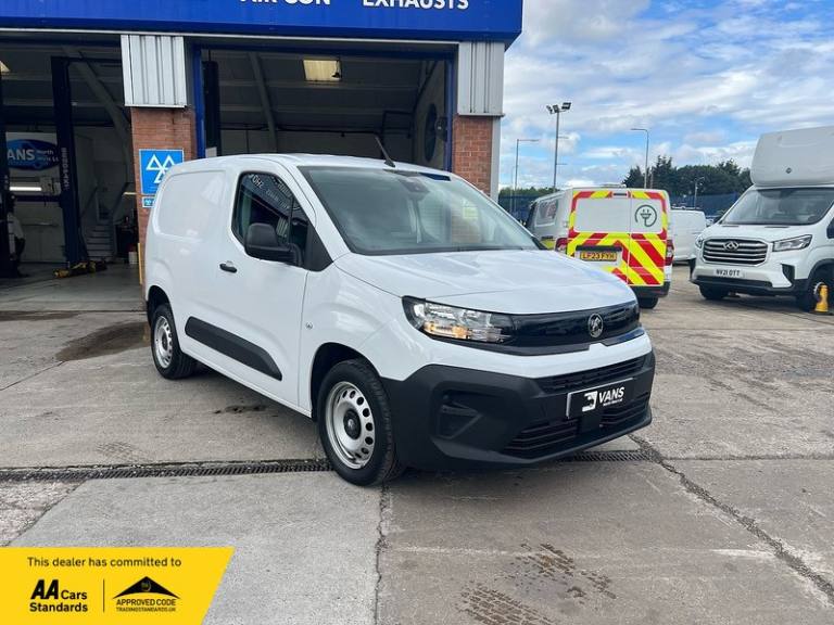 2024 Vauxhall Combo Turbo D 2300 Prime Panel Van Diesel Manual