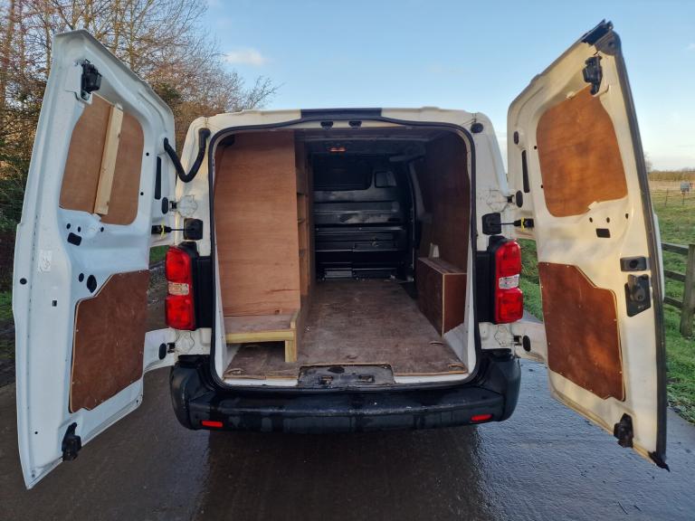2019 Peugeot Expert LWB  114k Miles  Spares Repair  10m MOT  Clean Bodywork