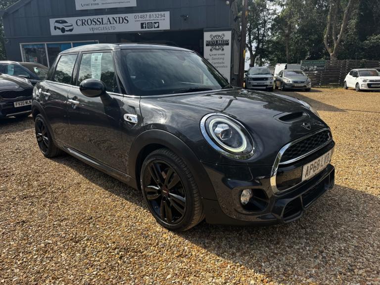 2019 MINI Hatch 2.0 Cooper S Sport II 5dr Auto HATCHBACK Petrol Automatic