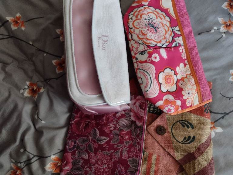 Make up cases 