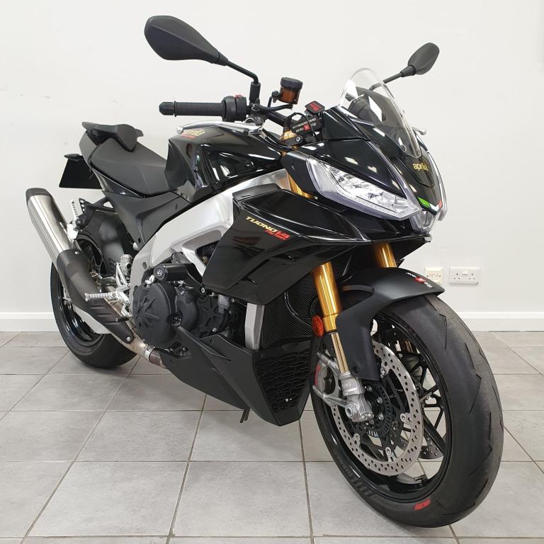 2023 Aprilia Tuono V4 1100 Factory Ultra Black 1 Owner 5,000 Miles  Upgrades
