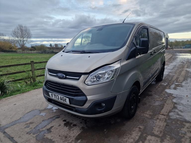 2013 Ford Transit Custom Gold LWB  Drives Perfect  8m MOT  Spares Repairs