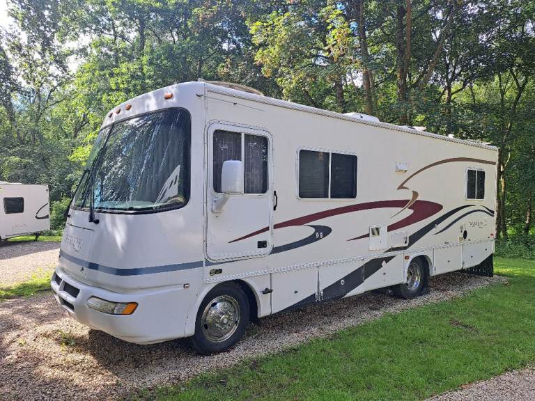 2004 Damon Daybreak 270 LE. American RV. Lpg. PX welcome