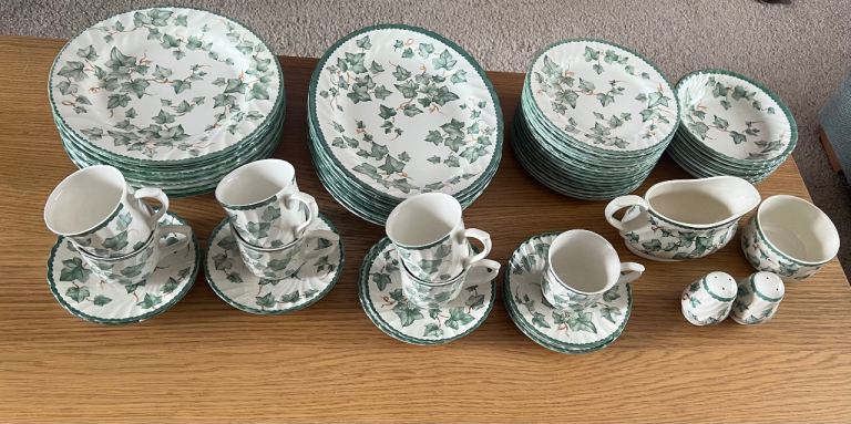 BHS Country Vine 59pcs 