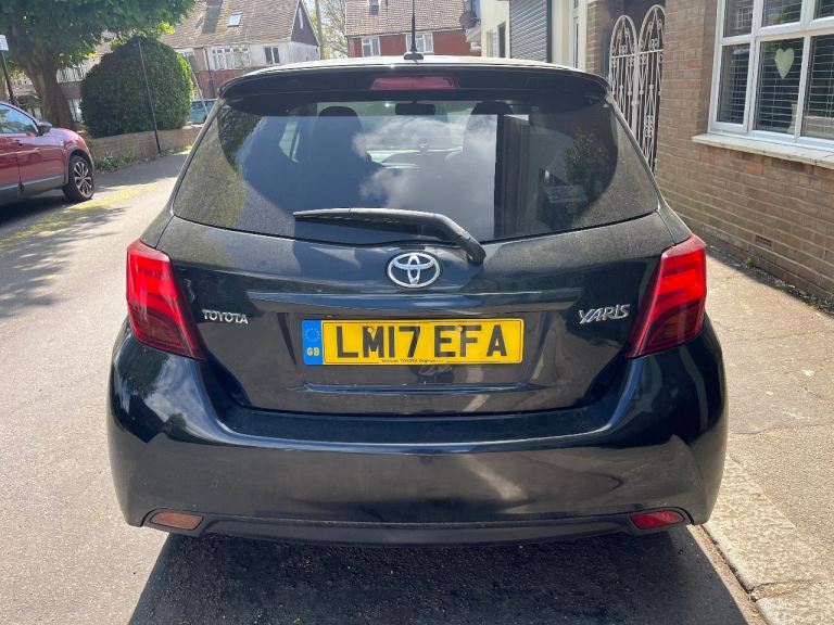 Toyota, YARIS, Hatchback, 2017, Manual, 1329 (cc), 5 doors