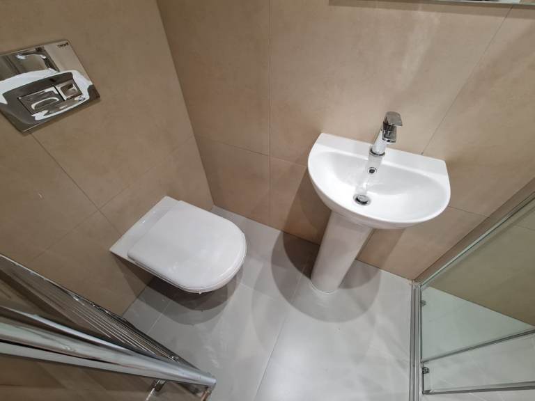 Studio Flat Available All Bills Included- Withington