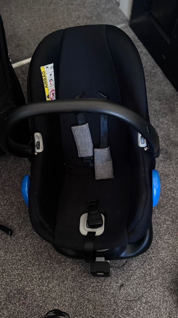 Car seat with base 