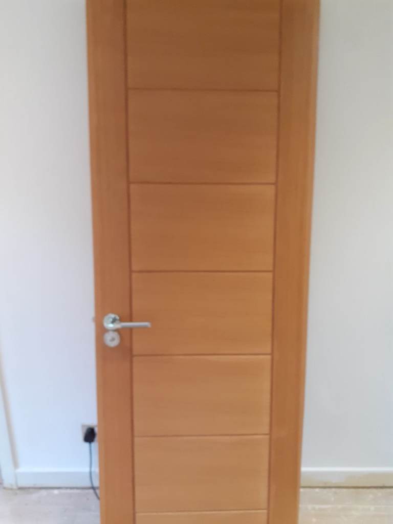 8 Used solid oak doors 500 or nearest offer