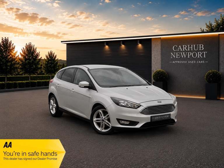 2016 Ford Focus 1.0T EcoBoost Zetec Euro 6 (s/s) 5dr HATCHBACK Petrol Manual