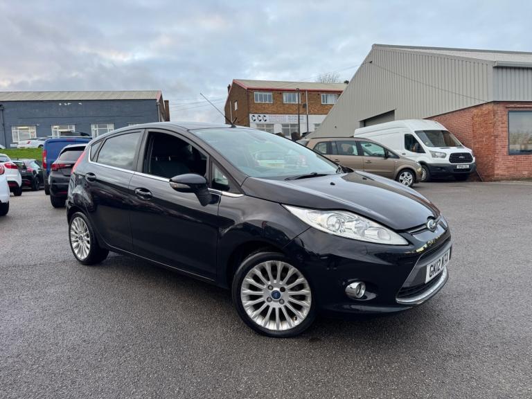 2012 Ford Fiesta 1.4 Titanium 5dr HATCHBACK Petrol Manual