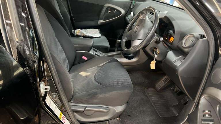 2007 Toyota RAV4 2.0 VVT-i XT-R 5dr Auto ESTATE PETROL Automatic