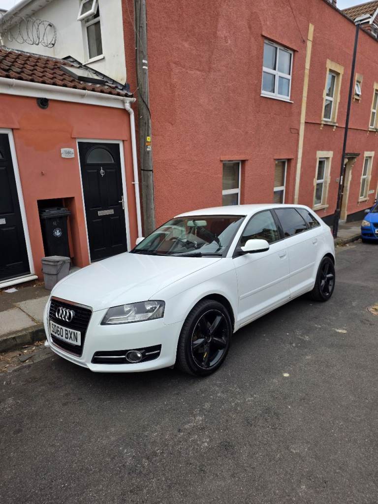 Audi, A3, Hatchback, 2010, Manual, 1598 (cc), 5 doors