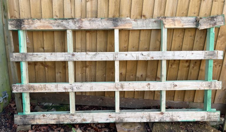 Pallet, wooden - 2.4 x 1.2 m - FREE