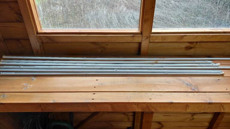 6 x Curtain tracks white metal extendable spring loaded used 170/115 max/min cms