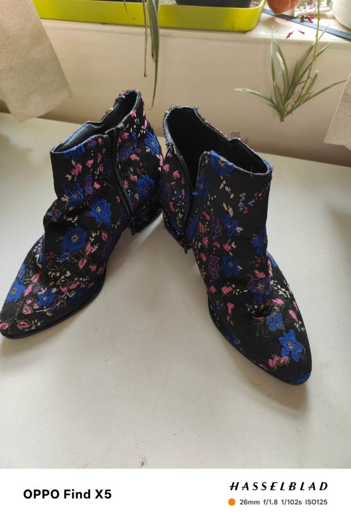 Boots 
